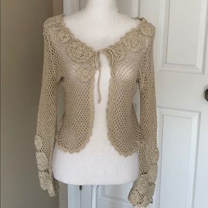 I.E tan crochet cropped sweater